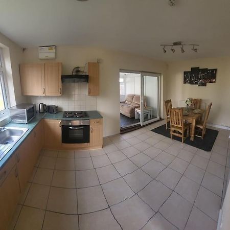 4 Bed Family Home With Secure Parking. Warwick Uni Coventry Ngoại thất bức ảnh